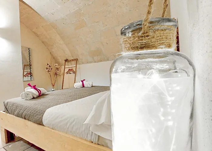 Mikasa Bed & Breakfast 4*